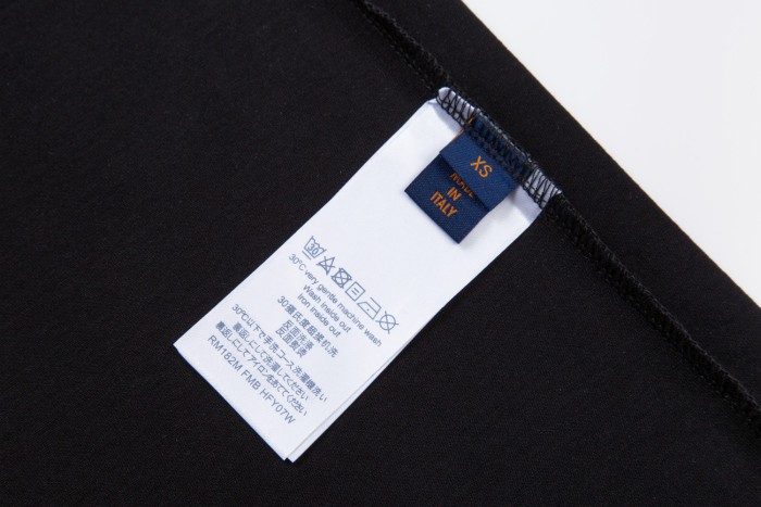 Louis Vuitton Luxury Brand Men Womens Short Sleeve T-Shirt   