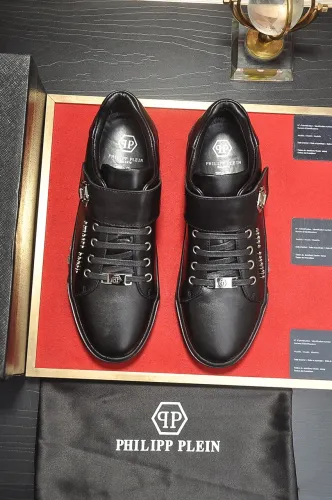 Philipp Plein Men Shoes Sneakers Low Top Sneaker Fashion Design Luxury Brand Trainer Predator TM with Original Box Whatsapp 