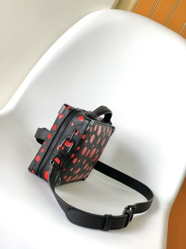 Louis Vuitton Womens Mens Bag Luxury Brand Fashion Type Handle Soft Trunk with Original Box M59163  