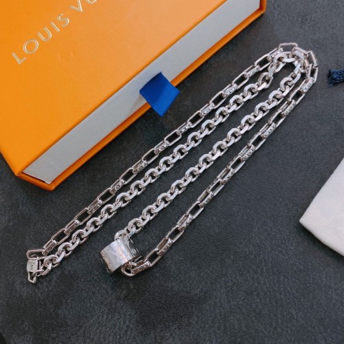 Louis Vuitton Luxury Men Womens Necklace