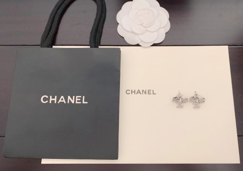 Chanel Luxury Womens Earrings