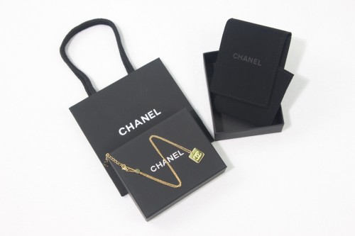 Chanel Luxury Womens Necklace