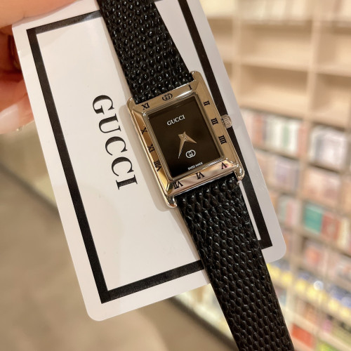 Gucci Womens Watch Luxury Brand Design Fashion Type with Original Box