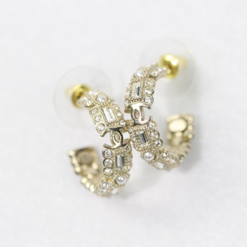 Chanel Luxury Womens Earrings