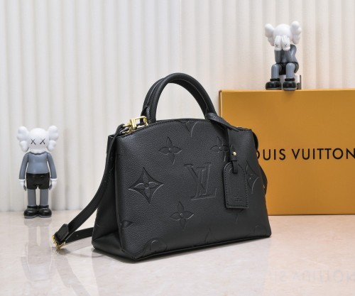 Louis Vuitton Womens Bag Shoulder Messenger Bags Luxury Brand Fashion Grand Palais M45811  