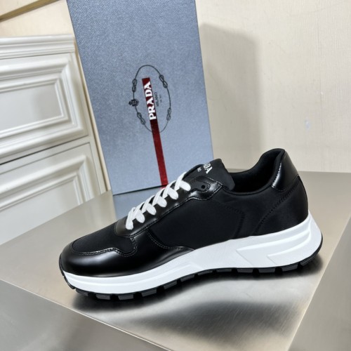 Prada Mens Shoes Casual Luxury Brand Breathable Sneakers with Original Box