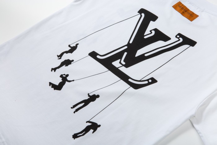 Louis Vuitton Luxury Brand Men Womens Short Sleeve T-Shirt   