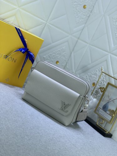 Louis Vuitton Mens Womens Shoulder Bags Luxury Brand Fastline Messenger M22482 with Original Box  