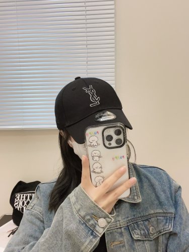 Saint Laurent YSL hats120