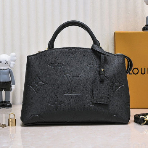 Louis Vuitton Womens Bag Shoulder Messenger Bags Luxury Brand Fashion Grand Palais M45811  