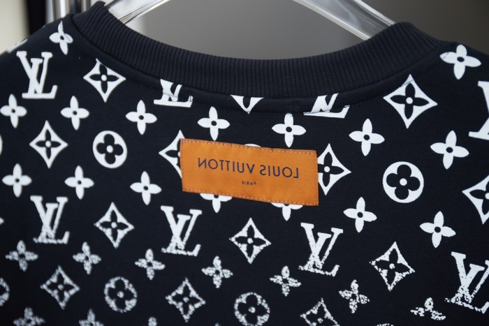 Louis Vuitton Womens Mens Long Sleeve Sweatshirt Luxury Brand Mens Sweatshirts   