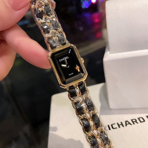 Chanel Womens Watch085