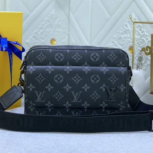 Louis Vuitton Mens Womens Shoulder Bags Luxury Brand Fastline Messenger M22482 with Original Box  