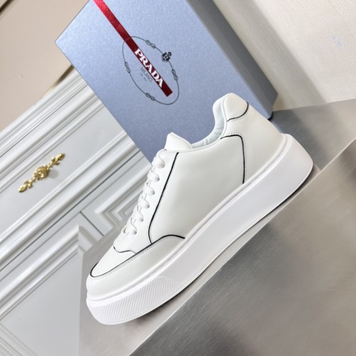 Prada Mens Shoes Casual Luxury Brand Breathable Sneakers with Original Box