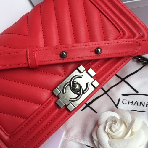 Chanel Womens Bags Crossbody Bag Luxury Brand Le Boy Chanel Handbag with Original Box