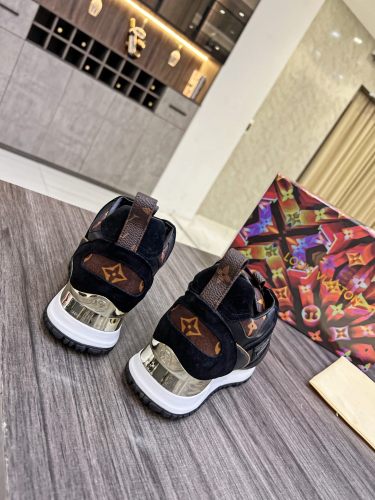 Louis Vuitton Women Shoes Sneakers Luxury Brand Lace-Up Run Away Sneaker 1AAP3D with Original Box Black Suede calf leather and recycled Monogram nylon