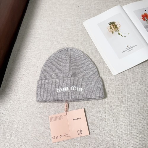 Miumiu Womens Cap Knit Hat Luxury Brand with Original Box  