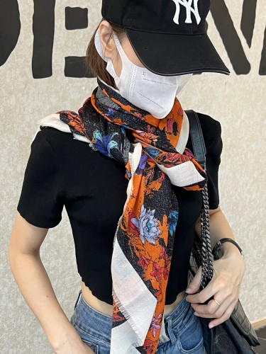 Dior Scarves Womens Fashion Scarf with085