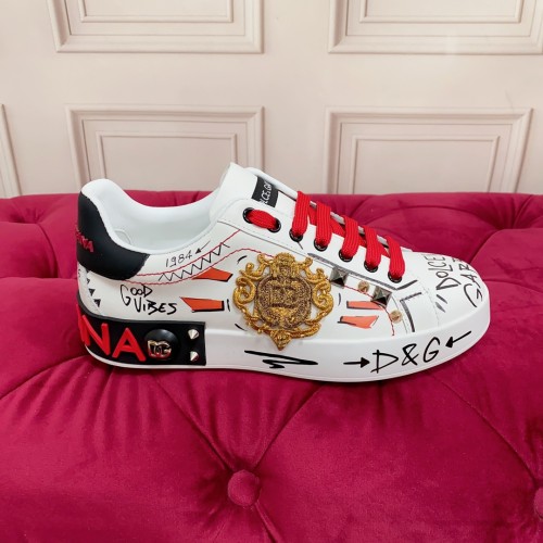 Dolce&Gabbana Men Shoes Sneakers Luxury Brand Casual Shoes for Men with Original Box Whatsapp 