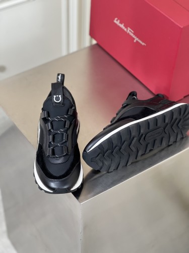 Salvatore Ferragamo Mens Shoes Sneakers Luxury Brand Fashion Shoes For Men with Original box Whatsapp 
