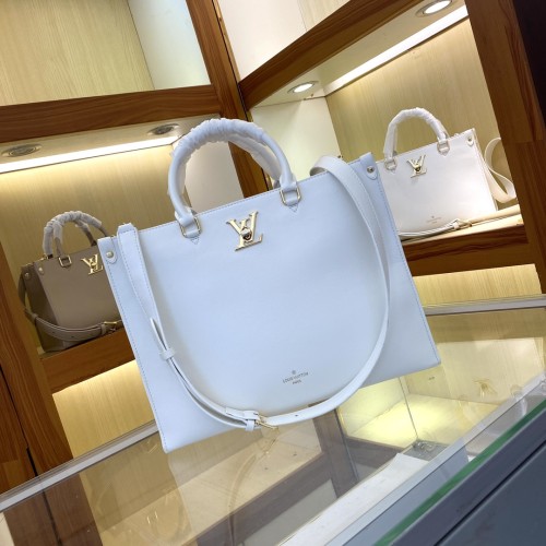 Louis Vuitton Womens Bags Handbags Luxury Brand Louis Vuitton M22312 OnTheGo MM  