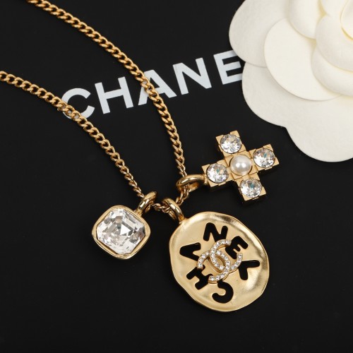 Chanel Luxury Womens Necklace