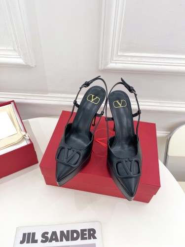 Valentino Garavani Women Fashion Shoes Pumps Luxury Brand Vlogo Signature Calfskin with Original Box 11cm Heel Whatsapp 