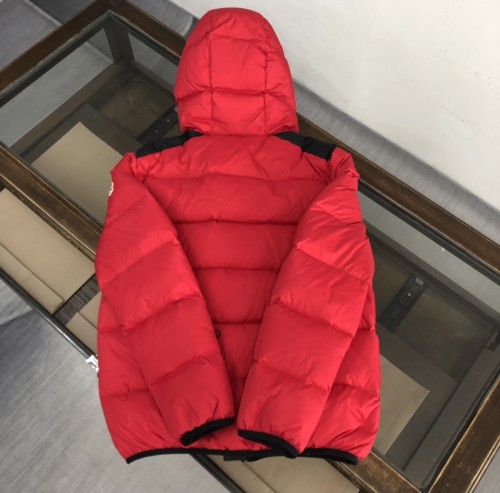 Moncler Design Mens Womens Winter Windprood Down Jackets Keep Warm 90% White Duck Down
