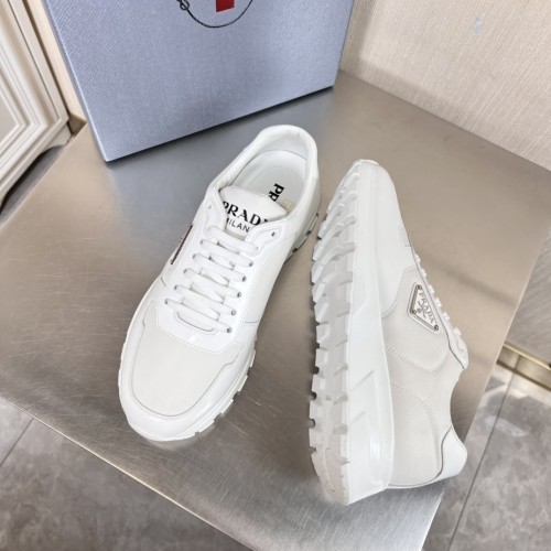 Prada Mens Shoes Casual Luxury Brand Breathable Sneakers with Original Box