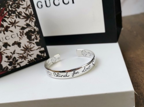 Gucci Luxury Men Womens Bracelet with Original Box Blind For Love' bracelet in silver 455242 J8400 0701