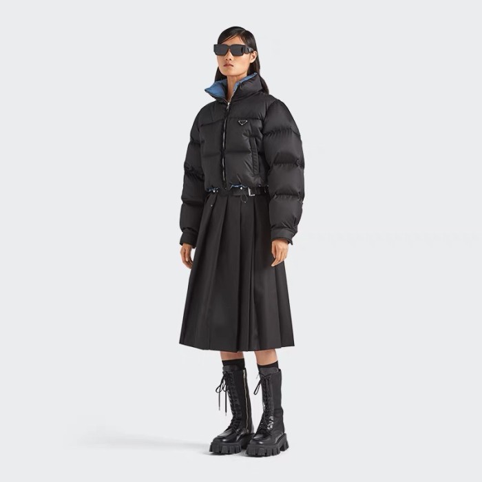 Prada Womens Coat Down Jacket Luxury Brand Women Jacket Re-Nylon cropped down jacket 292056_1WQ8_F0002_S_222 Top Quality   
