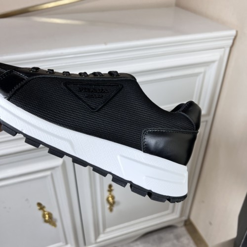 Prada Mens Shoes Casual Luxury Brand Breathable Sneakers with Original Box