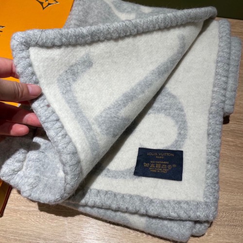 Louis Vuitton Scarves Men Womens Fashion Scarf with Original Box   