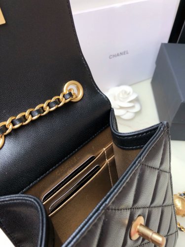 Chanel Womens Bags Crossbody Bag Classic Phone Bag Case Luxury Brand with Original Box
