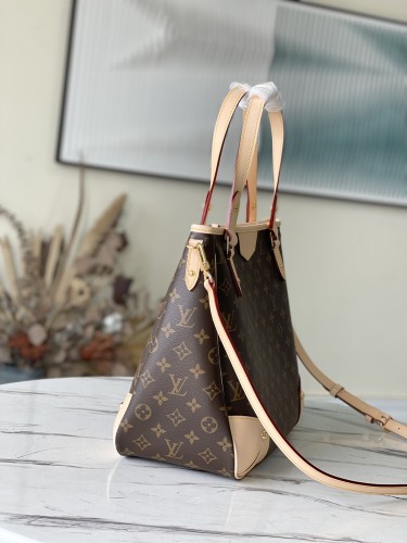 Louis Vuitton Womens Bags Shoulder Handbags Luxury Brand Fashion Type M41232 without Original Box