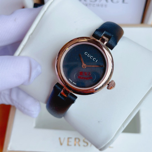 Gucci Watch040