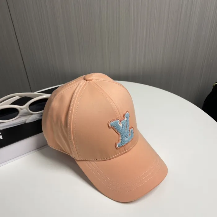 Louis Vuitton Men Womens Mens Cap Baseball Hat LV Signature Cap Luxury Brand with Original Box  