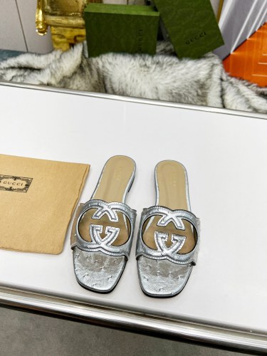 Gucci Womens Shoes Slippers Gucci WOMEN'S INTERLOCKING G CUT-OUT SANDAL Luxury Brand with Original Box 694451 US000 2535  