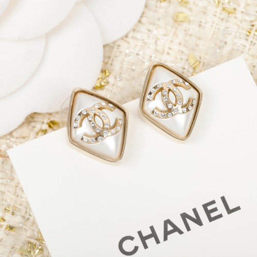 Chanel Luxury Womens Earrings