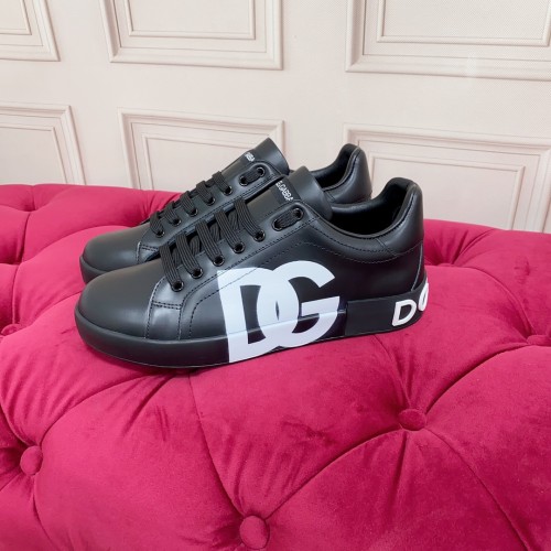 Dolce&Gabbana Men Shoes Sneakers Luxury Brand Casual Shoes for Men with Original Box Whatsapp 