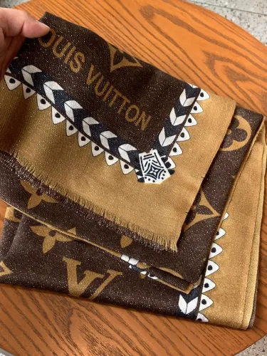 Louis Vuitton Scarves Men Womens Fashion Scarf with Original Box   