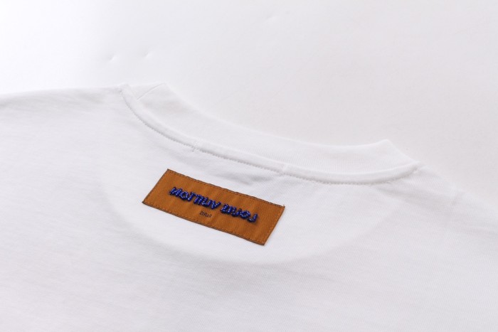 Louis Vuitton Luxury Brand Men Womens Short Sleeve T-Shirt   