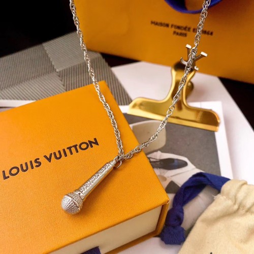 Louis Vuitton Luxury Men Womens Necklace