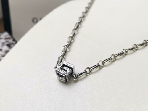 Gucci Luxury Men Womens Necklace