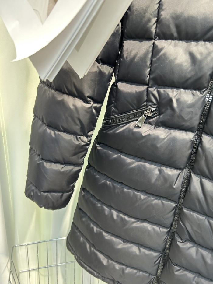 Moncler Womens Down Jacket Womens Coats Luxury Brand Fashion Design Long Down Jackets Black