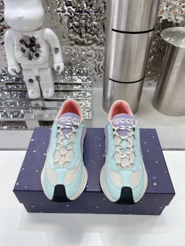Gucci Mens Shoes Boots Luxury Brand Fashion Men's Gucci Run sneaker in suede with Original Box Whatsapp 