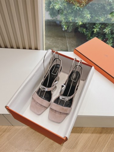 Hermes Womens Mens Unisex Shoes Extra Slippers Sandals Casual Fashion Sandals Luxury Brand with Original Box Whatsapp 