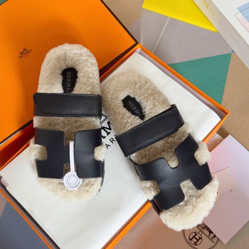 Hermes Womens Mens Unisex Shoes Winter Wool Extra Slippers Sandals Casual Fashion Sandals Luxury Brand with Original Box Whatsapp 