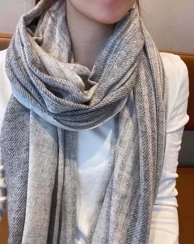 Louis Vuitton Scarves Men Womens Fashion Scarf with Original Box   