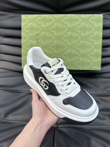 Gucci Mens Shoes Sneakers Luxury Brand Fashion Men's Gucci Re-Web trainer in leather with Original Box Whatsapp 